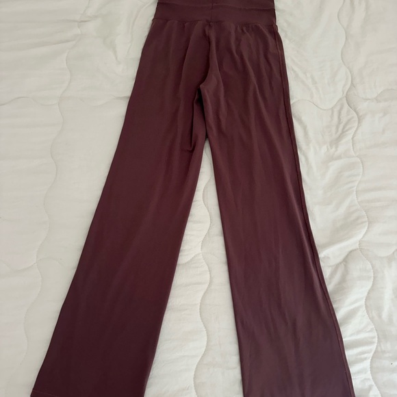 Vuori Wideleg Leggings - Picture 2 of 3